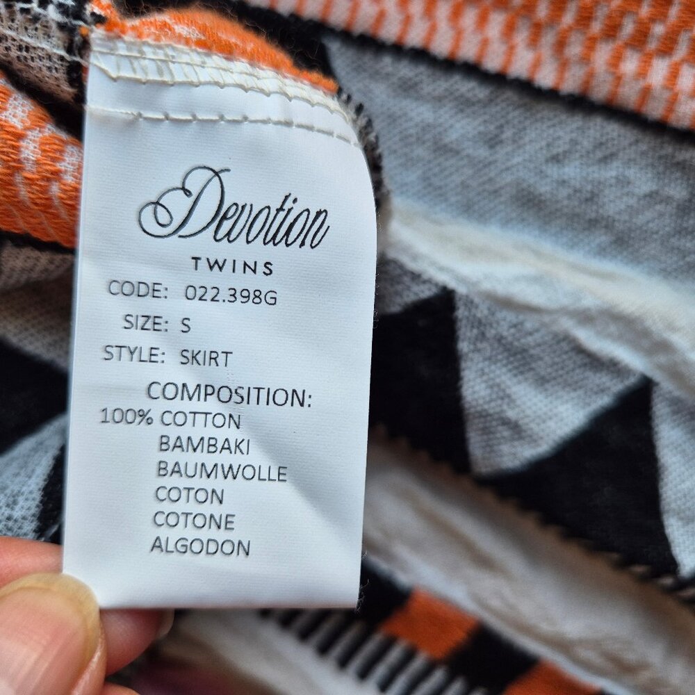 Devotion Twins Psarou Maxi Skirt Tiered Elastic Waist Black Orange Assorted - Picture 9 of 14